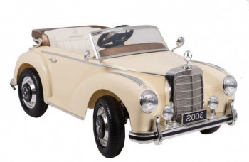   Mercedes-Benz 300S  -     -, 